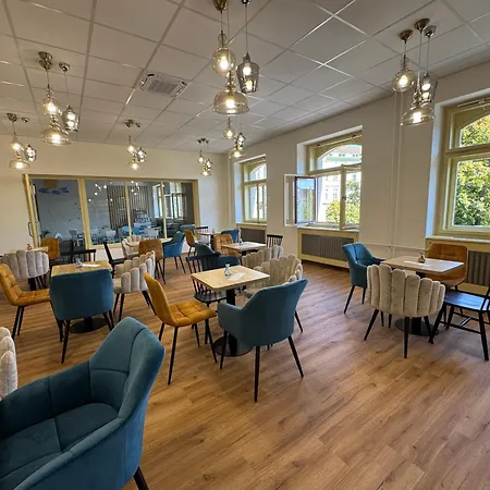 Leharo Hostel Litoměřice